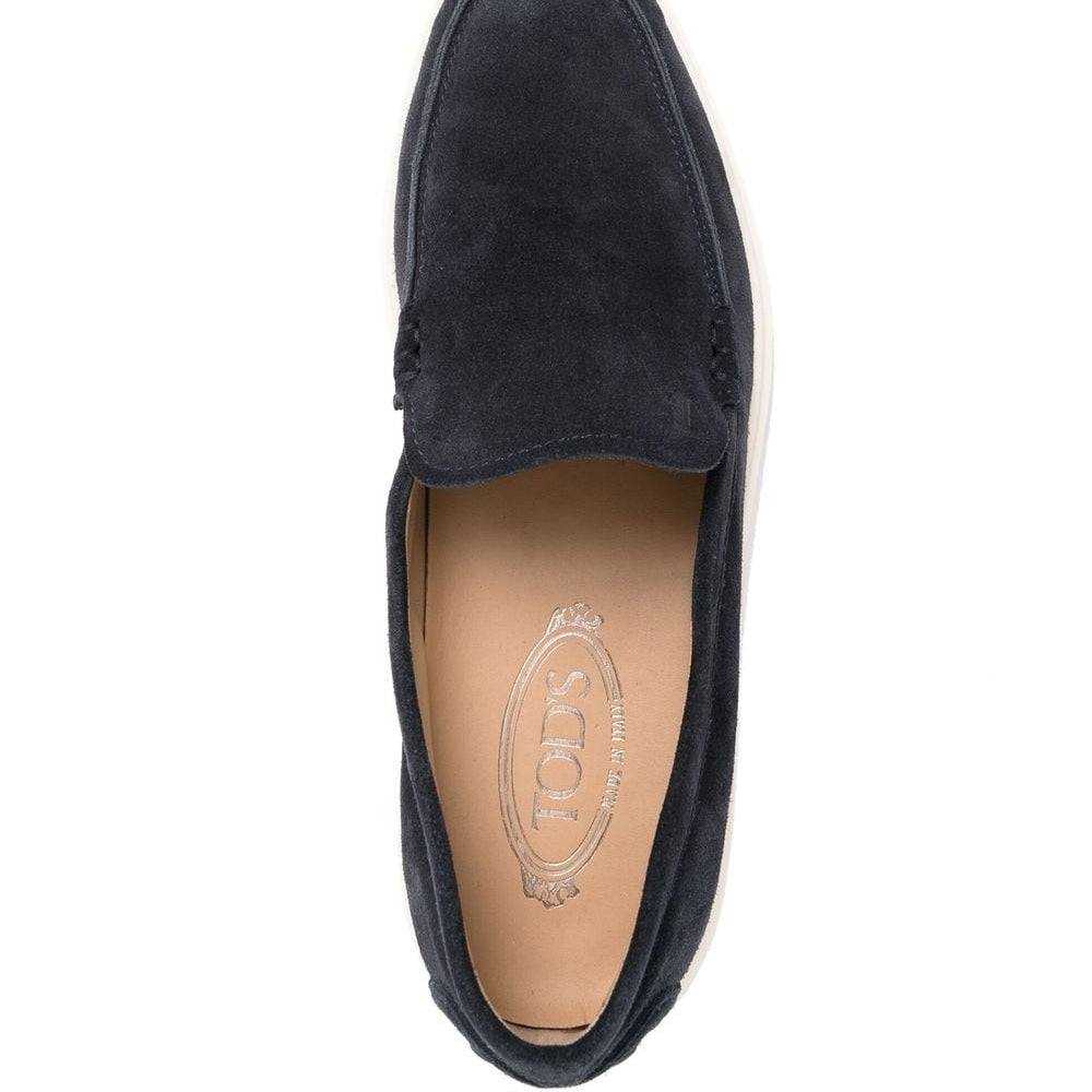 
                  
                    Tod's Slip-on loafers
                  
                